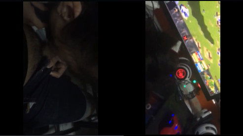 Em rau lén lút BJ trong quán net